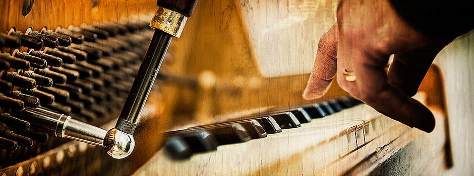 настройка и ремонт пианино и рояля в СПб